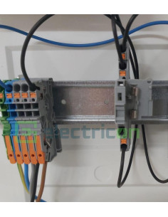 Clemă suport pentru siguranțe 5x20 2