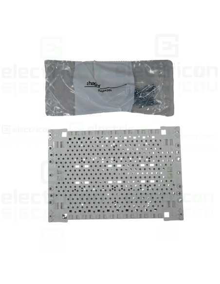 Panou de montaj din plastic 175x250mm pentru tablouri FWU și FWB Hager, UM00M0