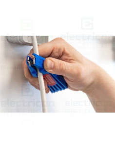 Unealta universala pentru inlaturarea mantalei si dezizolare 2