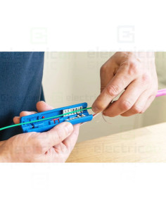 Unealta pentru inlaturarea mansonului de pe cablurile de fibra optica 2